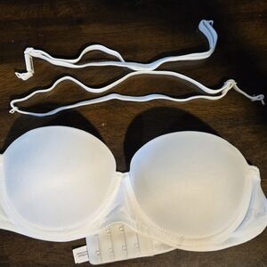 Victoria's Secret White Strapless Bra with Detachable Straps